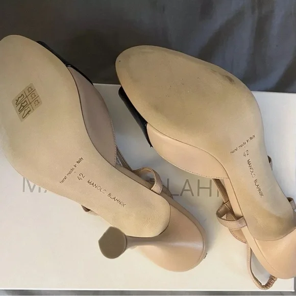 BRAND NEW MANOLO BLAHNIK slingback Sandals - Size 42 (US 12)
NEW IN BOX - Picture 5 of 7